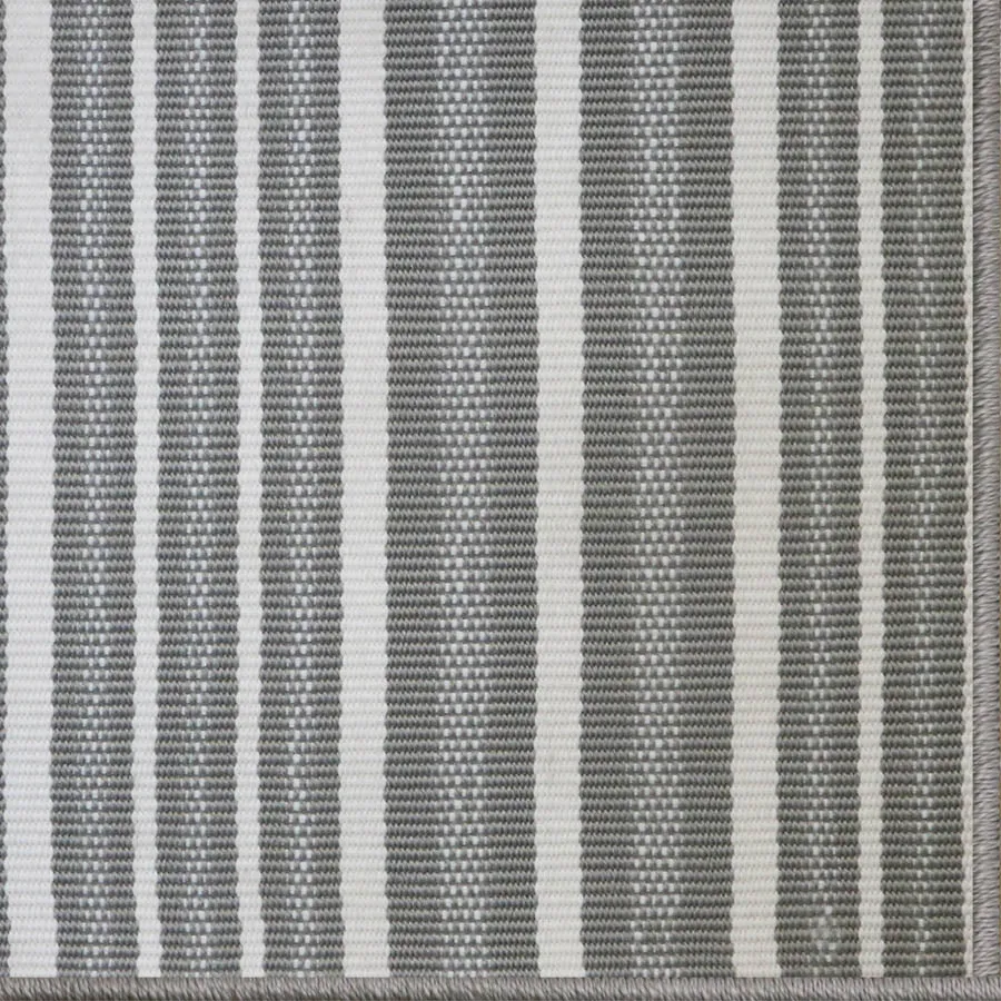 Linear Indoor/Outdoor Rug Gray