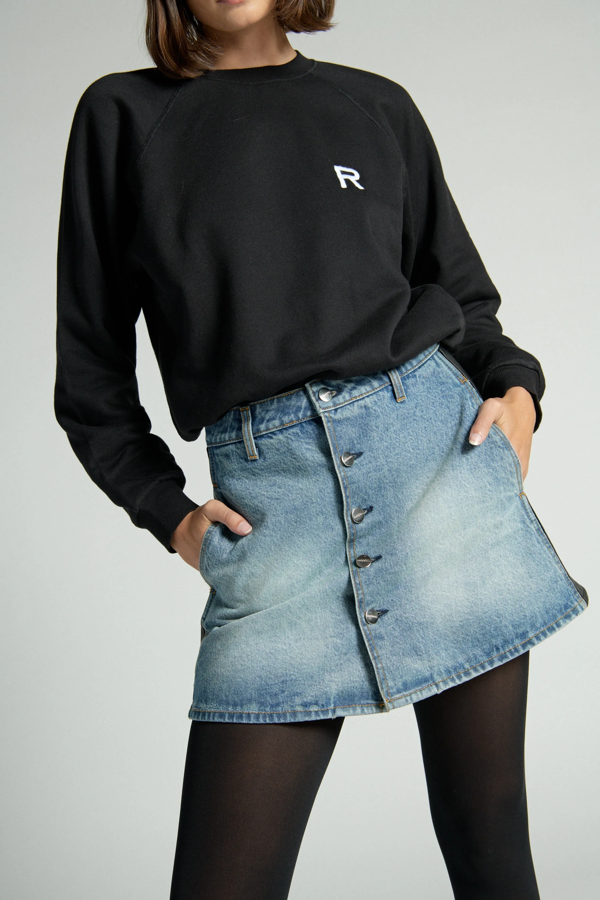 OVERSIZED SWEATSHIRT - BLACK