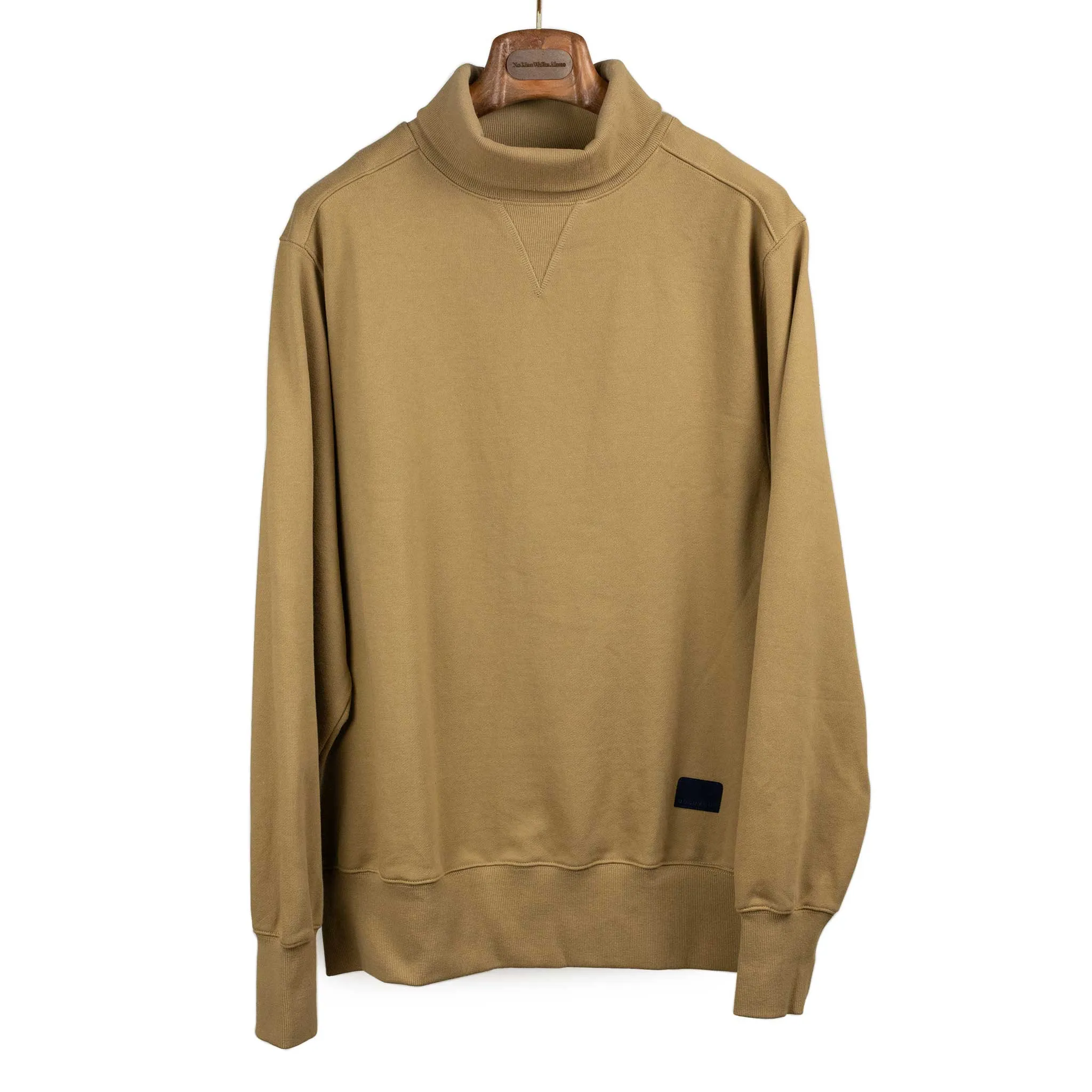 Rollneck in khaki garment washed jersey