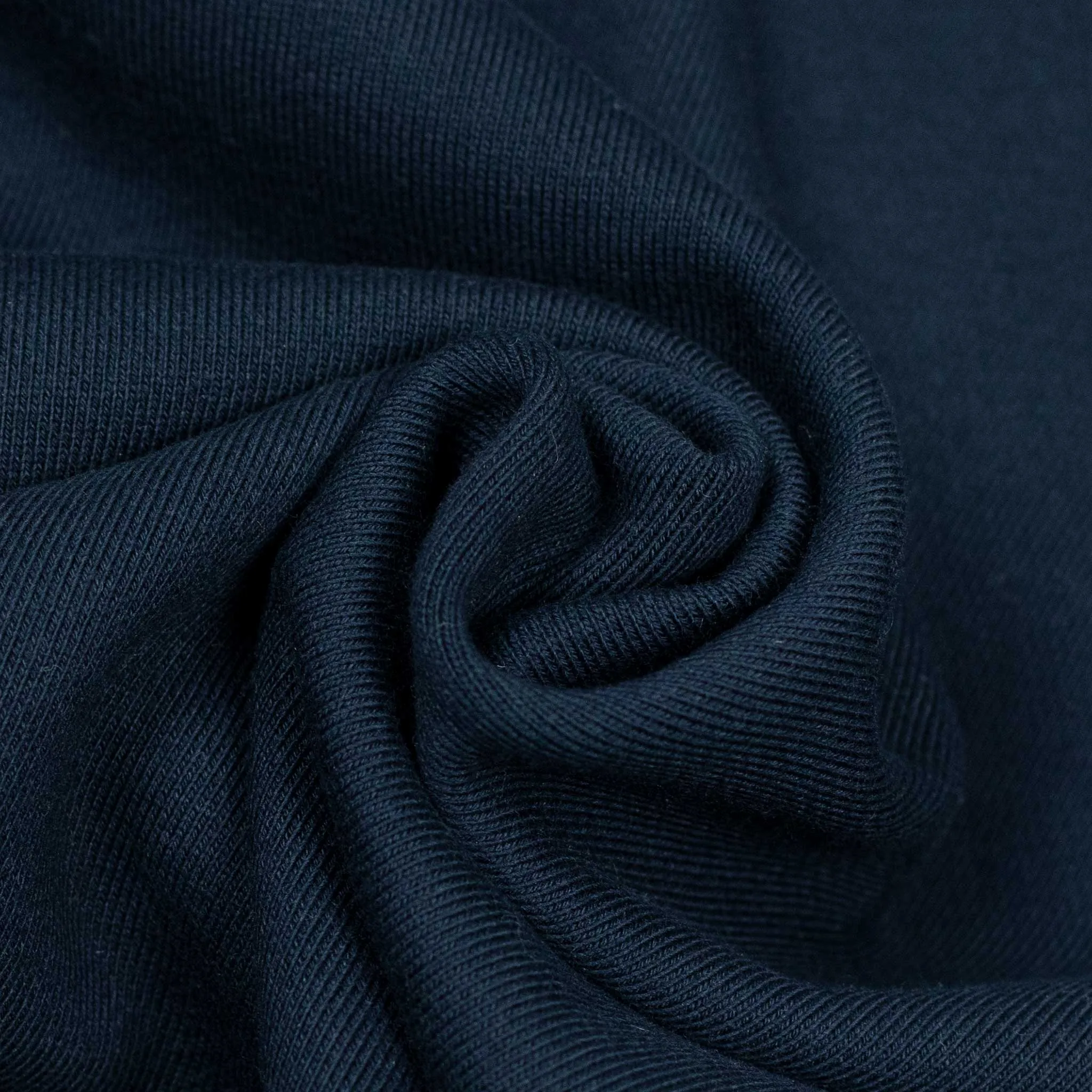 Rollneck in navy garment washed jersey (restock)